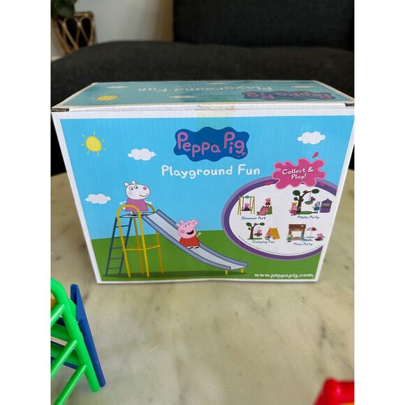 Preowned Peppa Pig and Susie Sheep Playground Fun - Picture 7 of 9